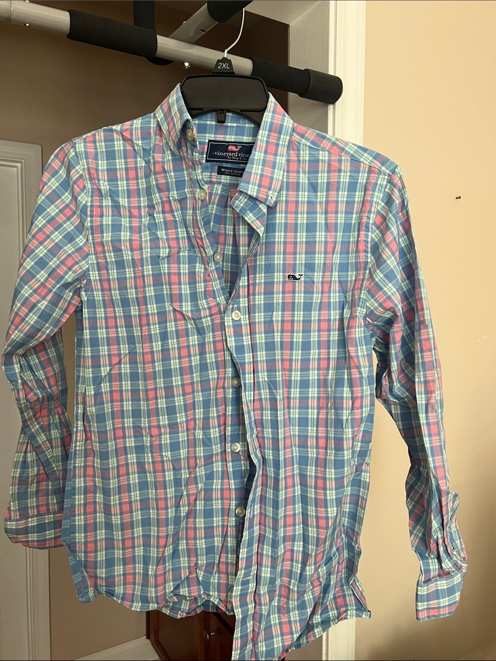 Vineyard Vines Men’s Plaid Button-Down Shirt in Light Blue & Pink. Boys M 12-14